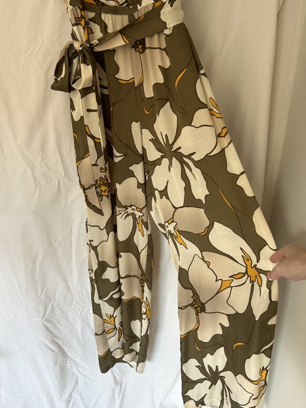 Ramy Brook Hollie Floral Wide-Leg Jumpsuit Size L NWOT - Picture 6 of 6